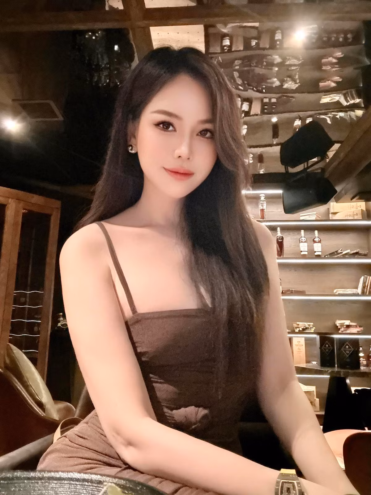 Nhan sắc và cuộc sống đáng ngưỡng mộ của cựu người mẫu khiến nhiều người ghen tỵ.