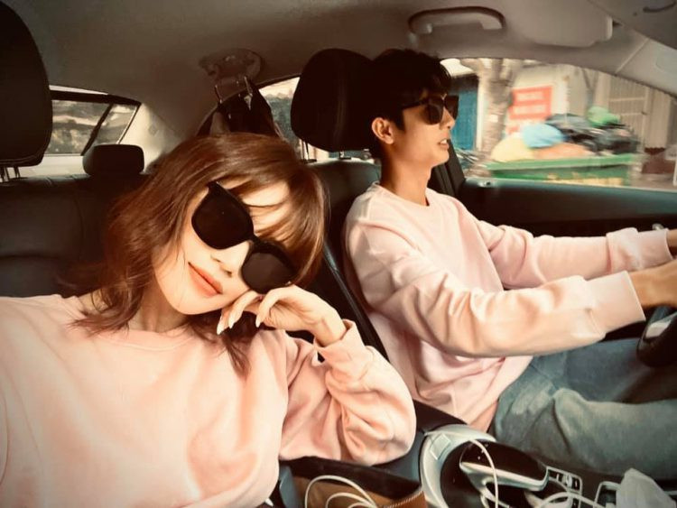 Cũng nhờ vậy mà anh chàng nhận được nhiều lời khen hơn: "Đẹp trai quá", "Chững chạc quá", "Phong độ quá",...