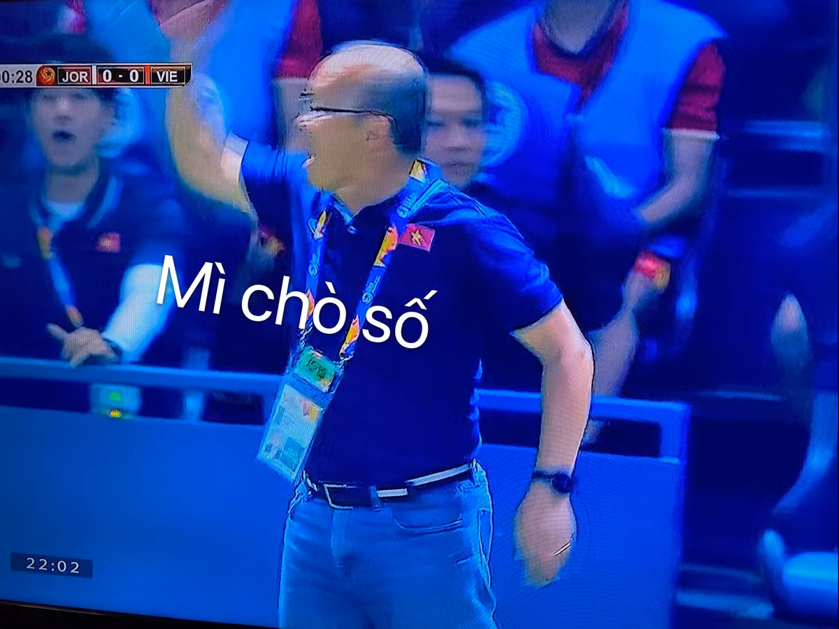 Phản ứng của HLV Park Hang-seo khiến ai nấy đều hết hồn lo lắng. Nếu nhưng ông tiếp tục bị ăn thẻ thì tương lai của tuyển U23 Việt Nam tại VCK U23 Châu Á 2020 coi như chấm dứt.