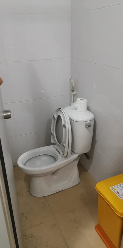 Nhà vệ sinh sạch sẽ, không hề giống những gì mà nhóm du khách người Hàn Quốc tại Đà Nẵng trước đó miêu tả.