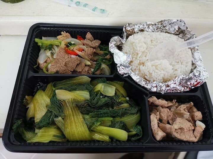 Ban đầu, khi nghe tin trong khu có dịch, công an và cán bộ y tết quây quanh nhà, phản xạ tự nhiên của anh Long là gọi điện cho người thân trốn đi để không phải đi cách ly COVID-19. Thế nhưng sau khi nhận được điện thoại của các cán bộ, người đàn ông này nghĩ cần có trách nhiệm cộng đồng nên chỉ xin vài tiếng để sắp xếp công việc, đảm bảo trong thời gian này sẽ tuân thủ nguyên tắc đảm bảo an toàn như hạn chế tiếp xúc đông người, đeo khẩu trang đúng quy định.