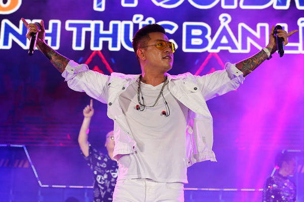 Danh sách khách mời của chương trình quy tụ toàn những ngôi sao nổi tiếng như: Tuấn Hưng, Hoàng Thùy Linh, Tóc Tiên, Emily, Big Daddy, Min, Soobin Hoàng Sơn, nhóm Da LAB, nhóm Ngũ Cung…