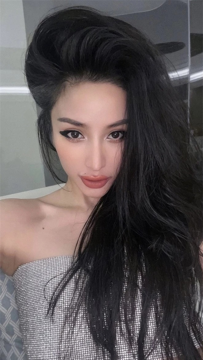 Nhiều người còn nhận xét Meo Meo hiện tại có gương mặt hao hao các mỹ nhân Thái Lan.