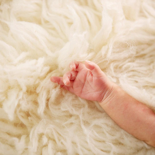 Con gai Minh Nhua khoe ha sinh quy tu sau 7 thang ket hon