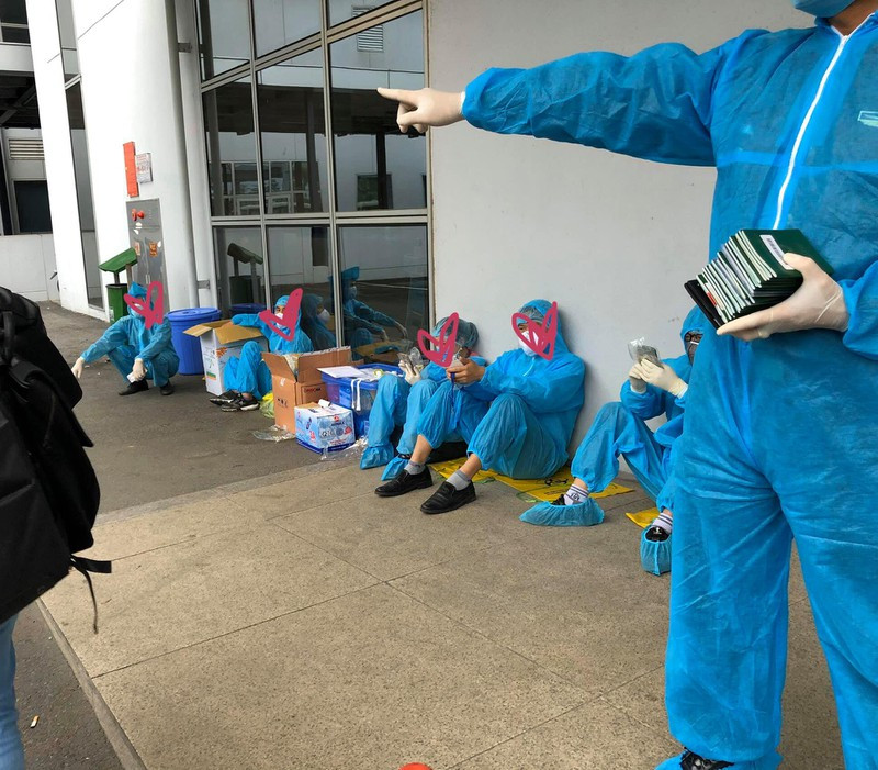 Trong cuộc chiến chống dịch Covid-19, ai cũng mệt mỏi, thế nhưng tất cả đều mong muốn một tương lai đất nước không còn dịch nên tiếp tục cố gắng. Cả nước chung sức đồng lòng, có tiền ủng hộ tiền, có sức góp sức, có ý tưởng góp ý tưởng như lời thủ tướng Nguyễn Xuân Phúc kêu gọi.