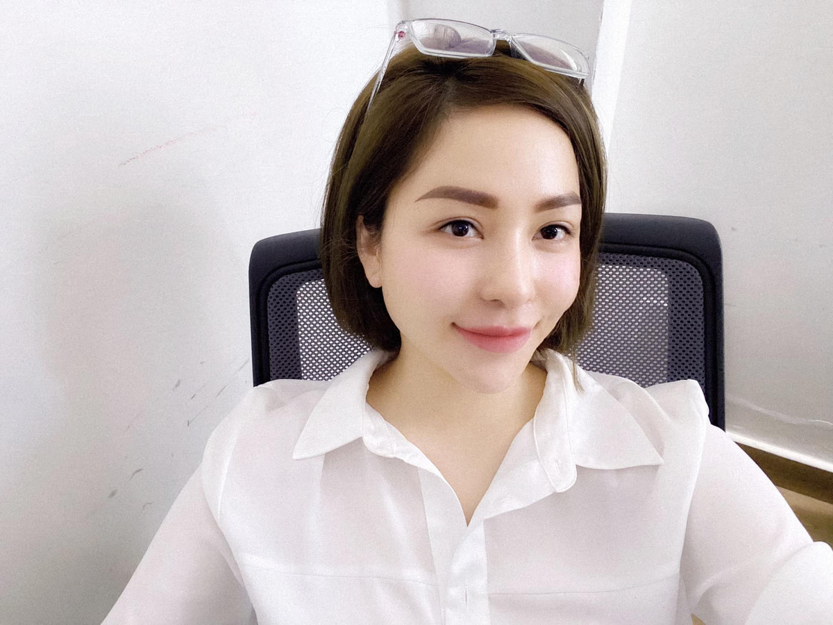 Rất nhiều người cũng nói những lời khiếm nhã, cố tình nhắc đến việc Trâm Anh lộ clip nóng đã xảy ra gần 1 năm. "Nhìn thấy chị là em nhớ đến scandal của chị với bạn trai, clip đó mới làm nên tên tuổi của chị" - Người dùng có tên H.M bình luận.