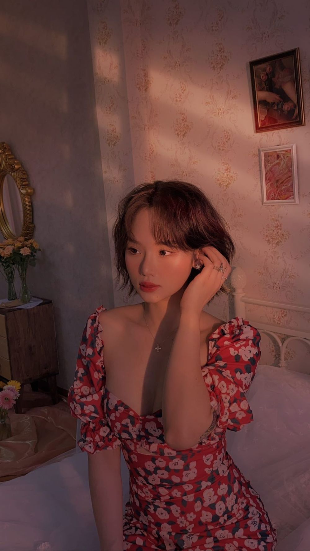 Từng có khoảng thời gian Miu Lê gặp khá nhiều áp lực trong việc kiểm soát cân nặng. Cô thường xuyên bị công kích vì thân hình có phần thừa cân của mình trên mạng xã hội. Thế nhưng sau hơn một năm kiên trì tập luyện, tuân thủ chế độ dinh dưỡng lành mạnh, Miu Lê đã lấy lại được vóc dáng một cách ngoạn mục. Thậm chí nhiều người còn nhận xét rằng nữ ca sĩ còn có phần gợi cảm và xinh đẹp hơn cả trước đây.