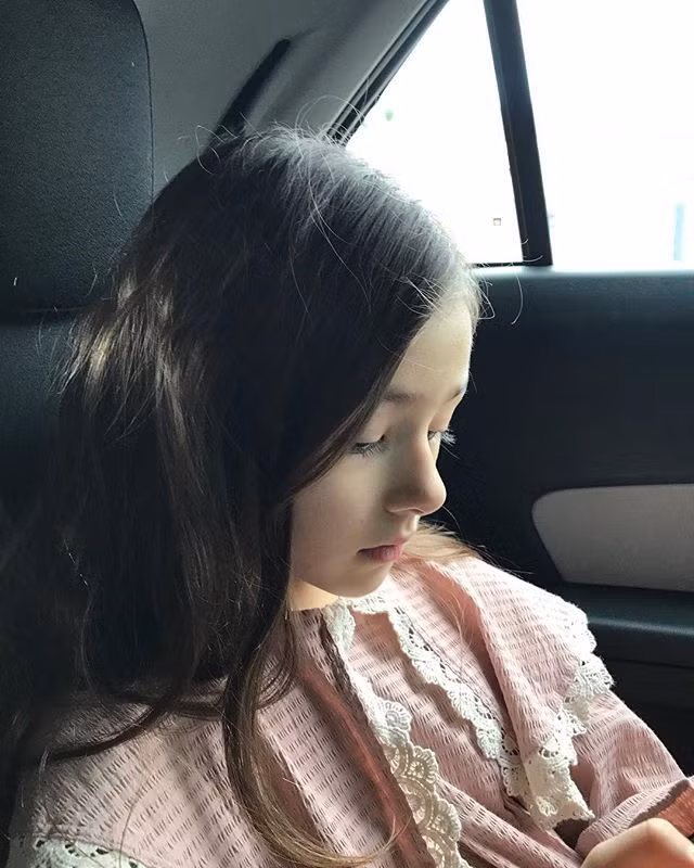 Với khả năng tạo dáng và diễn xuất tự nhiên trước ống kính, người mẫu nhí Baylee Ann nhận được rất nhiều các hợp đồng quảng cáo, làm mẫu nhí. Cô bé cũng là "gương mặt thân quen" trên các tạp chí cho trẻ em như The Kids, Enfant, MAISON...