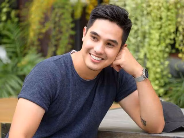 Chiều cao nổi bậy, Baggio thành công với nghiệp người mẫu và góp mặt trong một số dự án phim học đường được yêu mến như "Nhất quỷ nhì ma", "Giải cứu thần chết",....Anh chàng cũng từng có mối tình tai tiếng với Andrea.