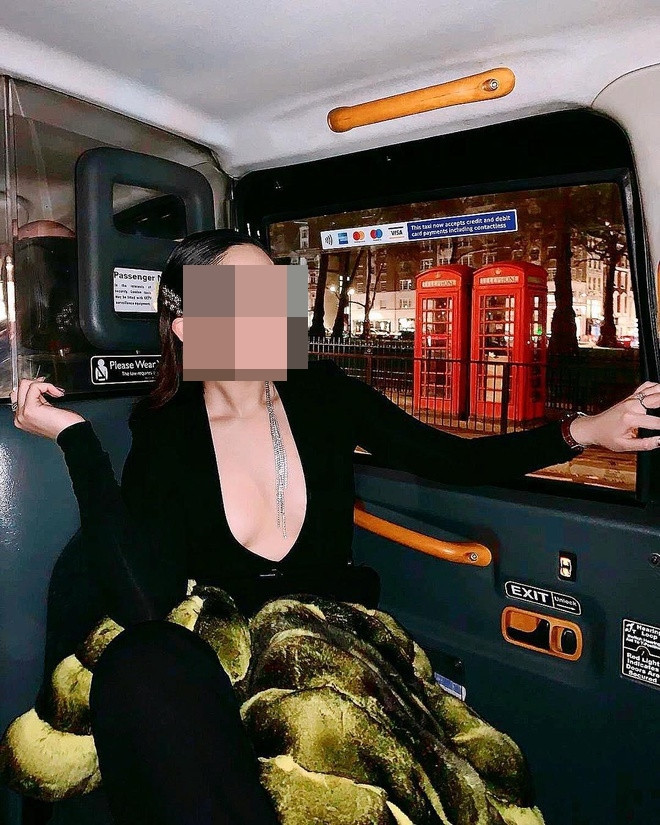 Nga Nguyễn sinh ra tại Hải Phòng nhưng sớm được gia đình tạo điều kiện cho đi du học ngành Khoa học chính trị tại trường King’s College London, Anh. Thế nhưng, với niềm đam mê với thời trang mãnh liệt nên sau khi ra trường, cô xin vào làm việc tại tập đoàn LVMH, nơi thâu tóm gần như toàn bộ các thương hiệu xa xỉ trên thế giới.