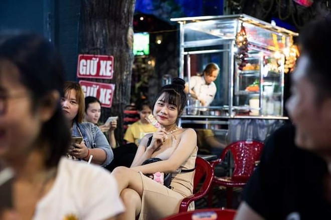 Trọng Toại kể với Zing, ngày 2/9 năm 2019, anh được bạn bè rủ đi ngắm pháo hoa mừng Quốc khánh rồi cùng ra dạo chơi, chụp hình tại phố Bùi Viện (TP.HCM).