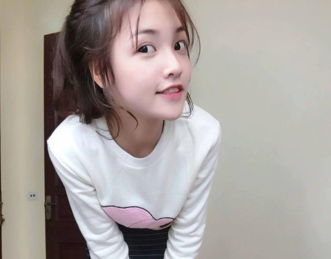 Đỗ Ngọc Lan với biệt danh Nan Hy sở hữu chất giọng Bắc ngọt ngào cùng vẻ ngoài sang chảnh. Cô sinh năm 1998, đến từ Lạng Sơn. Tik Tok của cô nàng cán mốc 441.000 người theo dõi và hơn 4 triệu lượt "thả tim".