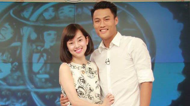 Ly Kute (tên thật là Nguyễn Khánh Ly) là một hot girl Hà Nội đời đầu được yêu mến. Cô nàng từng có một mối tình đẹp như cổ tích với cầu thủ Việt kiều Mạc Hồng Quân. Thế nhưng khi cô nàng mang bầu cũng là lúc nam cầu thủ Than Quảng Ninh công khai sẽ cưới người mẫu Kỳ Hân.