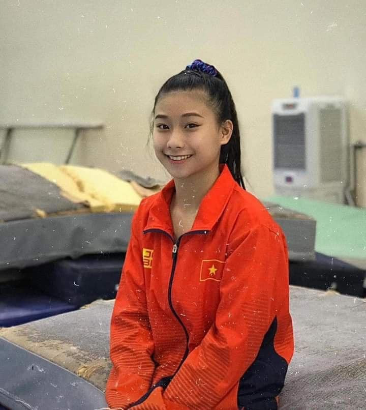 Tuy nhiên nhiều người cho rằng: "Có tài mà không có đức thì vô dụng", "không thể nào bỏ qua được nhưng phát ngôn và tư tưởng ngông cuồng của bạn này".