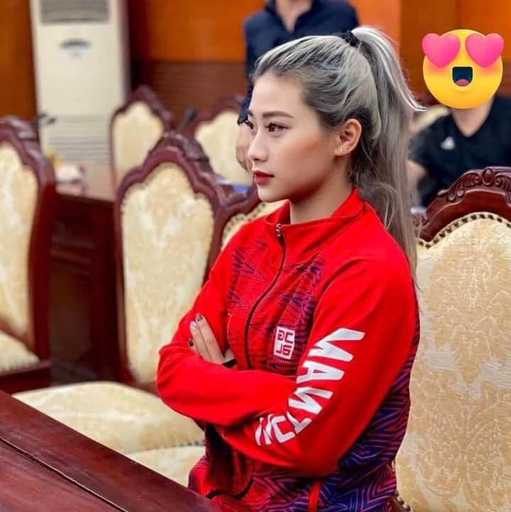 Hiện tại, cô nàng bị lập group anti-fan với số lượng lên đến 90.000 thành viên, bị công kích khắp các diễn đàn, mạng xã hội.