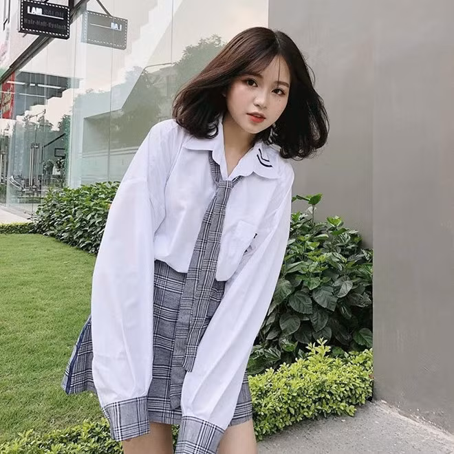 Trước khi hẹn hò với Quang Hải, Thanh Thuỷ đã nổi tiếng trên mạng xã hội với 90.000 lượt theo dõi.