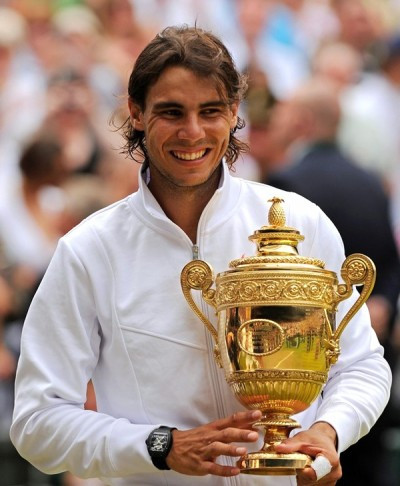 Đầu năm 2012, Rafael Nadal đã bị cơ quan thuế vụ Tây Ban Nha cáo buộc thành lập một số công ty ở xứ Basque nhằm lợi dụng luật thuế thu nhập ở địa phương để giảm bớt số tiền thuế thu nhập từ việc bán bản quyền hình ảnh mà anh phải nộp cho cơ quan thuế vụ.