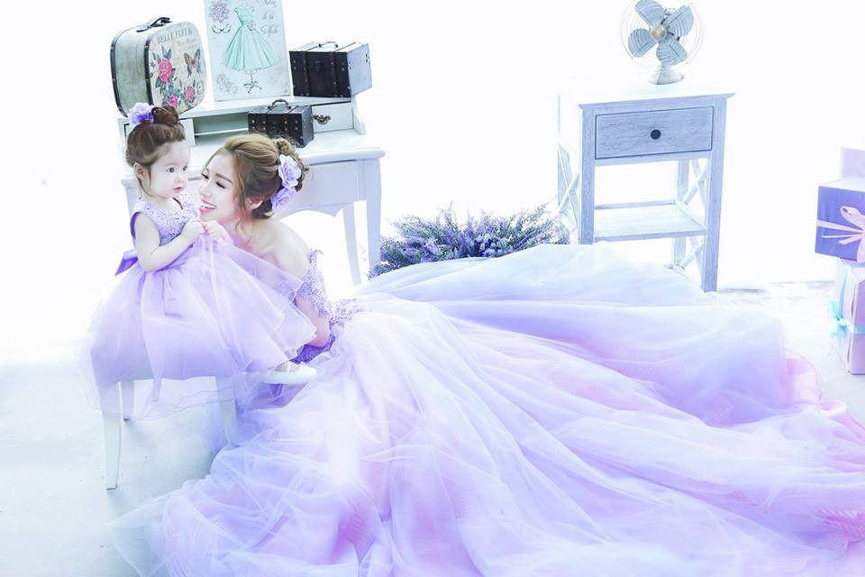 Bài đăng trên của Elly Trần hiện vẫn thu hút sự chú ý của đông đảo CĐM và nhận được nhiều ý kiến trái chiều.