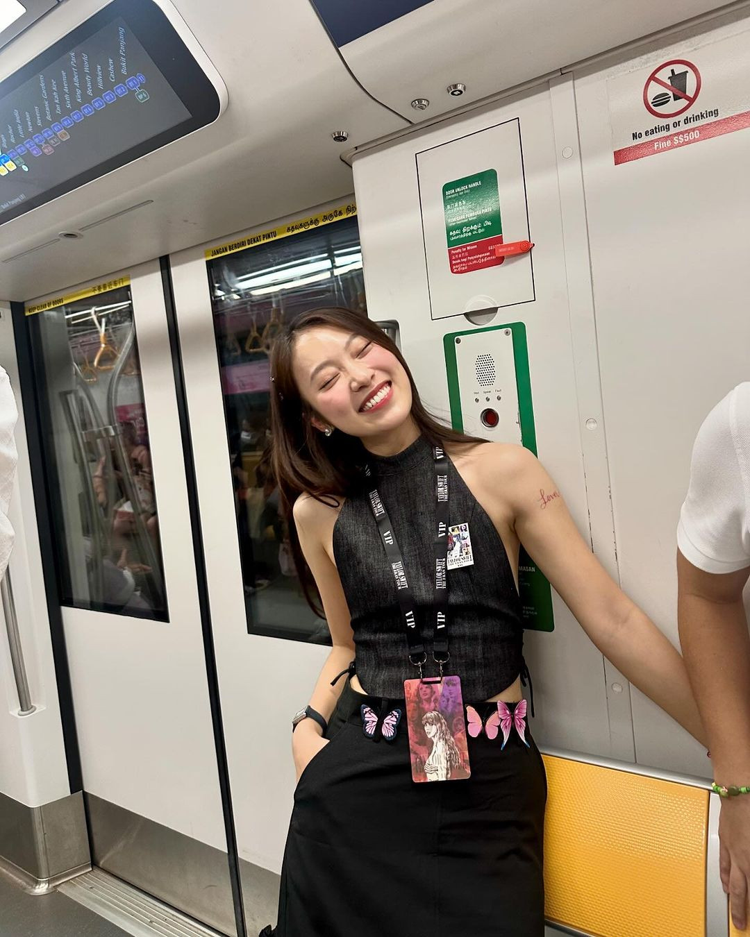 Với 6 đêm công diễn, The Eras Tour tại Singapore đang là một sự kiện bùng nổ được rất nhiều người quan tâm.