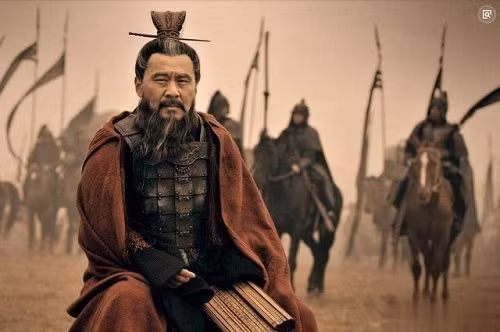 Tran danh Luu Bi dan theo “tu ho thuong tuong”, nhat chien xung vuong-Hinh-2