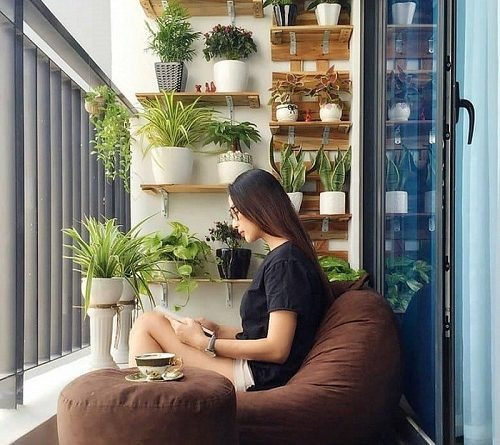 Đọc sách là hoạt động giúp trau dồi tri thức, tĩnh tâm lại sử dụng thời gian cực kỳ hiệu quả mùa COVID-19.