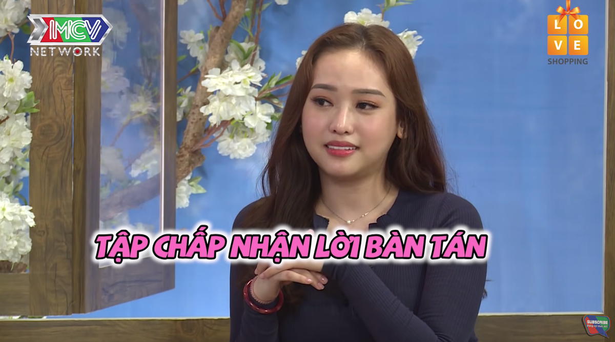 Mới đây, Thuý Vi xuất hiện trên chương trình "Giải mã tình yêu" tập 3 với tư cách khách mời. Tại đây, hot girl Cà Mau thành thật chia sẻ về những bồng bột của tuổi trẻ.