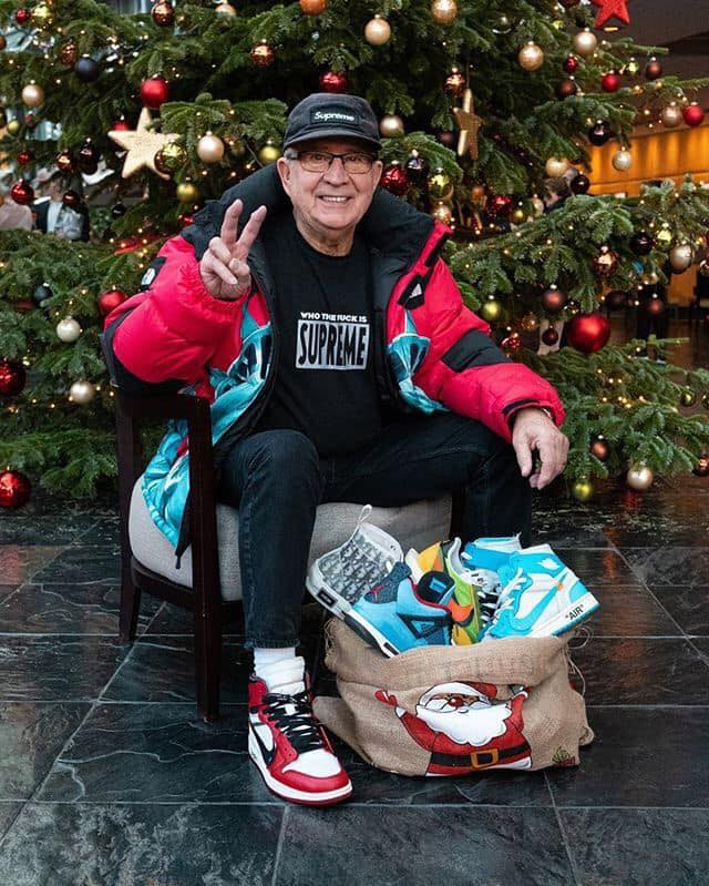 Sở hữu phong cách chất, ông Gramps được nhiều người gọi là: "Ông nội sành điệu nhất thế giới", "Quý ông giày xịn",....