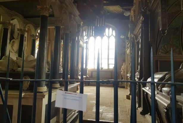 Bi an ham mo nghi chon cat thi the Cong nuong Diana