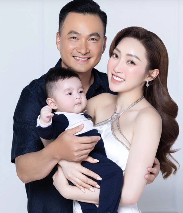 Năm nay nam diễn viên đình đám một thời đã bước vào độ tuổi ngoài 50. Ngoài vẻ ngoài bảnh bao, cuộc sống hạnh phúc, Chi Bảo còn sở hữu khối tài sản giàu có. Ngoài khối bất động sản tích góp sau rất nhiều năm, tháng 3/2022, anh và vợ hé lộ đang sở hữu resort rộng 120 ha ở Côn Đảo.