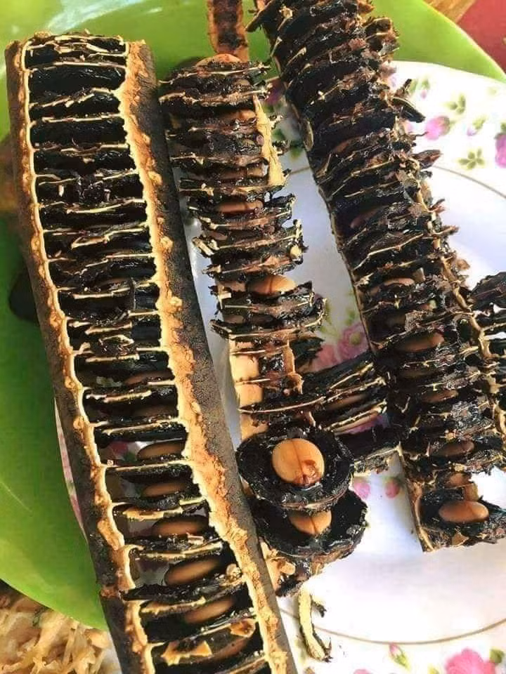 Nhìn đã thấy hoài niệm.