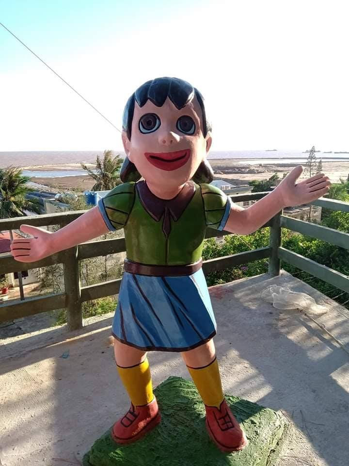 Loạt hình ảnh này thu hút sự chú ý rất lớn của cộng đồng mạng, hầu hết mọi người đều chán nản khi nhân vật truyện tranh huyền thoại lại có phiên bản lỗi như vậy.