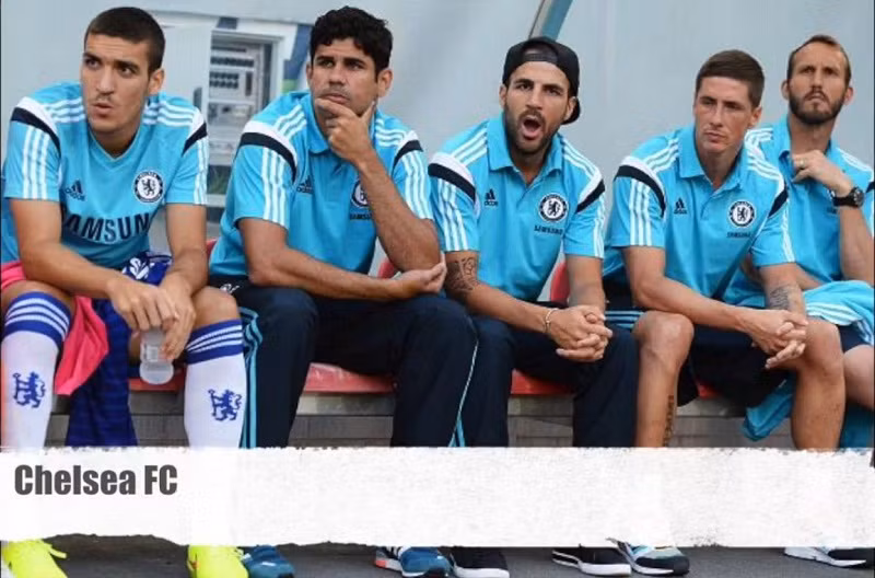 Chelsea cũng là một đội bóng lắm tiền nhiều của và cũng đã nhiều trận đấu mà họ cất rất nhiều ngôi sao của mình trên băng ghế dự bị như Diego Costa, Fabregas và cả Torres.