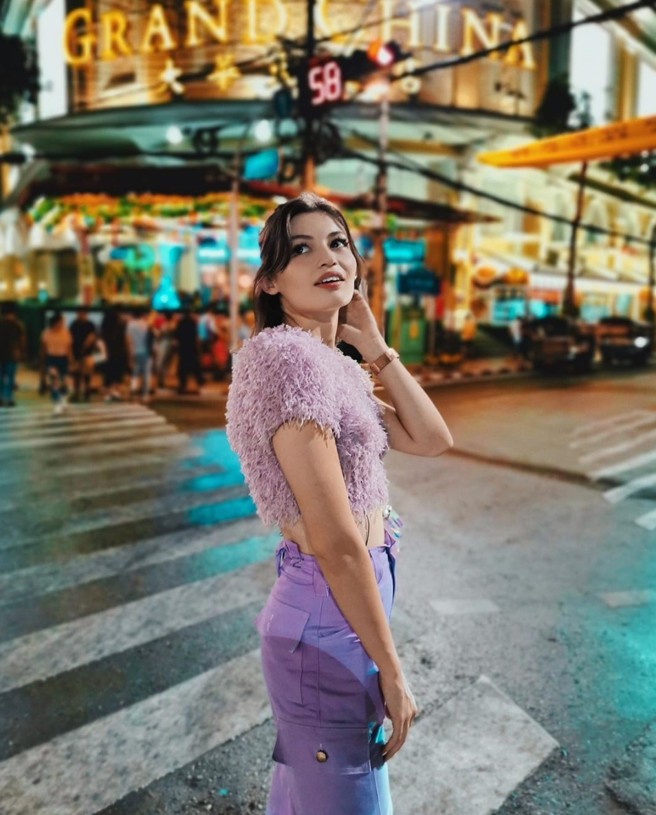 Meryem Can được đánh giá là sở hữu nhan sắc xinh đẹp, hoà hợp Á - Âu. Bên cạnh làm vlog, cô nàng còn là style influencer, chính bởi vậy cô có một gu thời trang không chê vào đâu được. Phong cách ăn mặc của Maryem ảnh hưởng nhiều đến giới trẻ Thổ Nhĩ Kỳ.