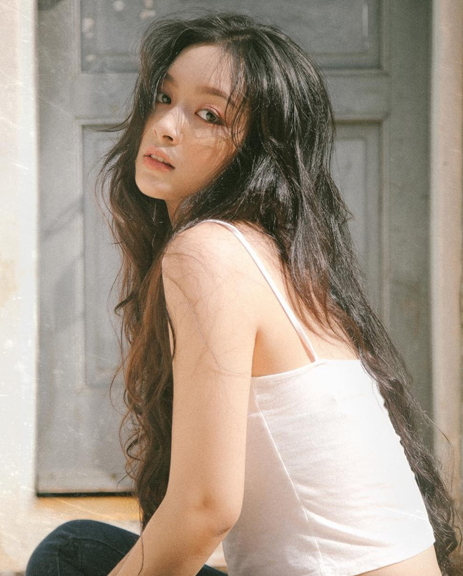 Nữ sinh Hải Phòng sở hữu gương mặt xinh xắn, chiều cao 1,73 m và số đo 3 vòng là 88-60-96.