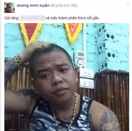 Không ngồi yên trước lời thách thức này, giang hồ mạng Dương Minh Tuyền đã quay video clip trực tuyến để chửi bới hot boy xăm trổ và cho biết không thừa thời gian, tiền bạc bay vào Sài Gòn theo lời thách thức của chàng trai gốc Kiên Giang.