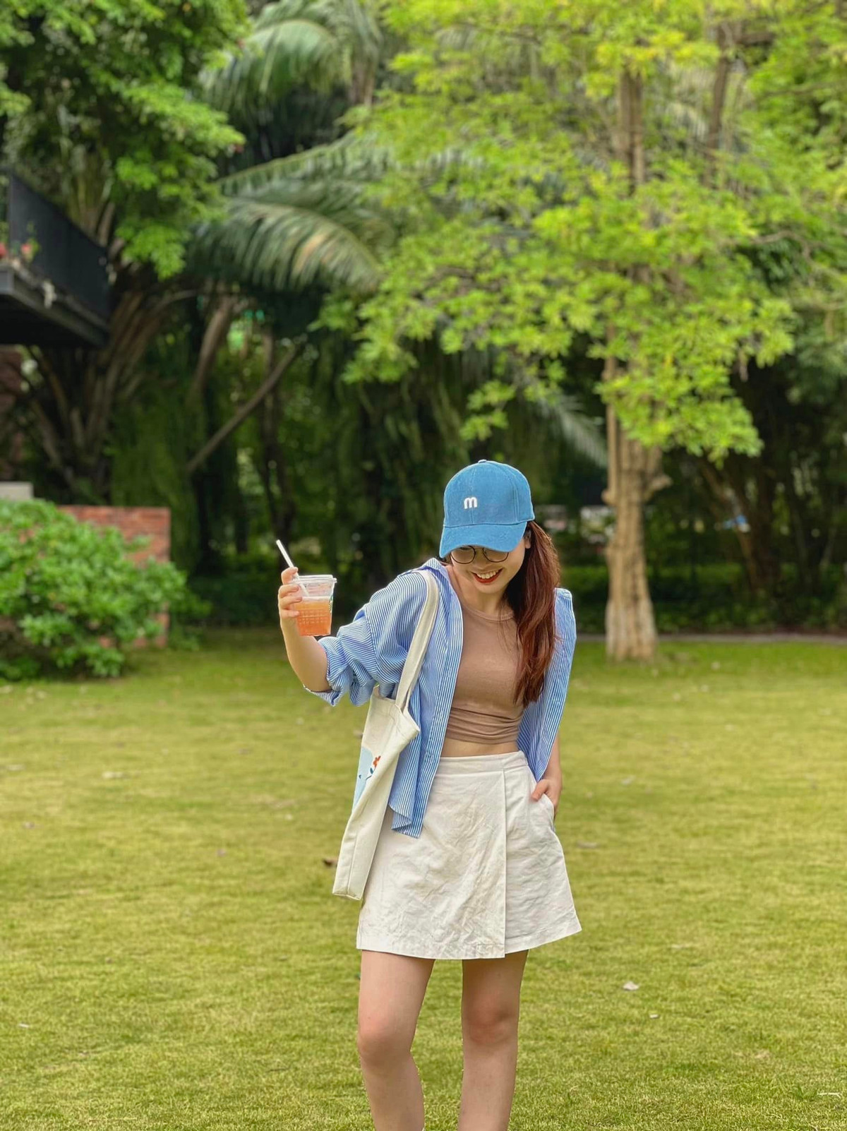 Vũ Quỳnh Anh là bạn trẻ 9X (sinh năm 1995), sinh ra, lớn lên trên mảnh đất Điện Biên anh hùng.