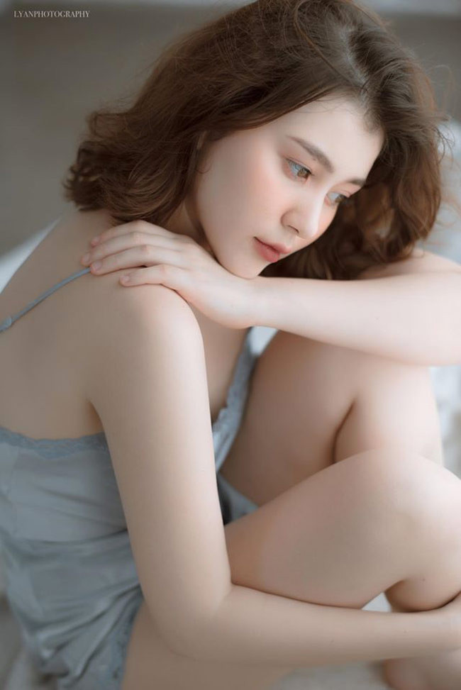 Gương mặt xinh như thiên thần.