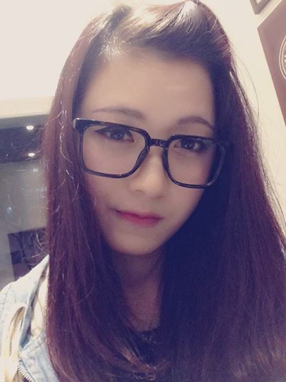 Vẻ đẹp thơ ngây của Thúy Ngân.