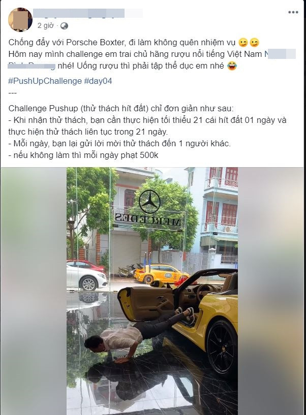 Đoạn clip chống đẩy bên chiếc xe sang của anh chàng được nhiều dân mạng chú ý