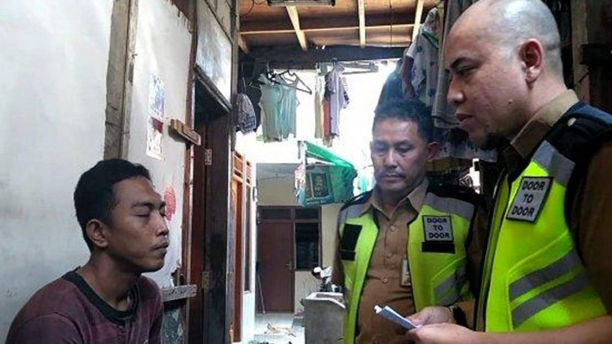 Thanh nien “ta hoa” phat hien minh so huu xe sang Rolls Royce-Hinh-2