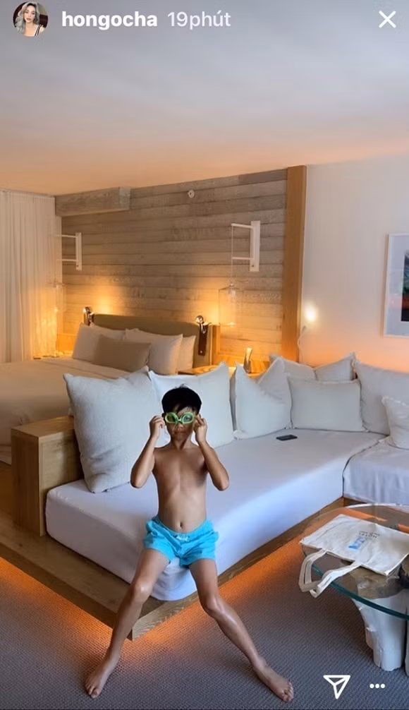 Subeo tên thật là Nguyễn Quốc Hưng, là con chung của Hồ Ngọc Hà và Cường Đô La. Cậu bé sở hữu vẻ ngoài giống bố và chiều cao của mẹ. Nữ ca sĩ 36 tuổi nhiều lần chia sẻ hình ảnh đôi chân dài đáng tự hào của con trai lên mạng xã hội.