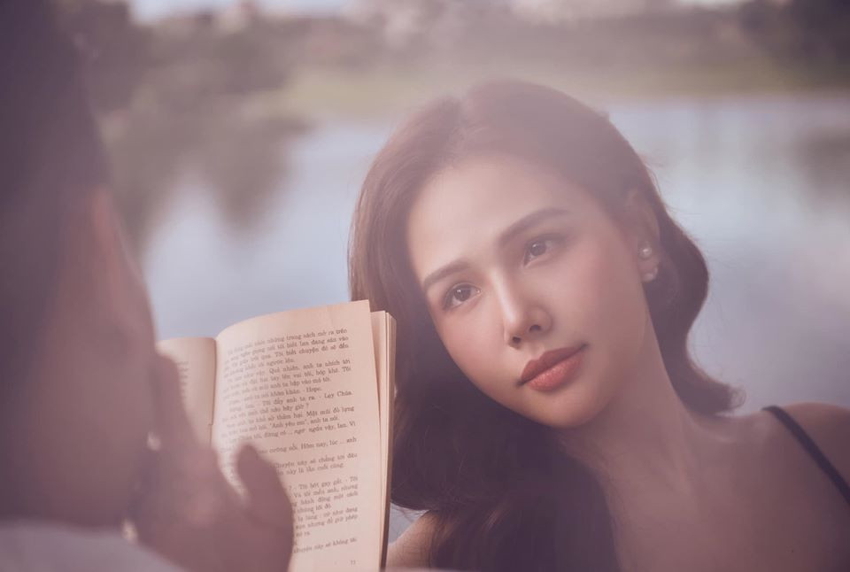 Cũng giống như trong ngày cưới, cô dâu Phanh Lee đẹp mê mẩn trong từng bức ảnh.