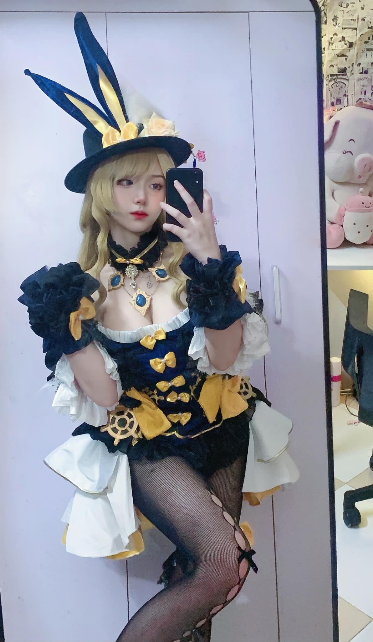 Tuy nhiên, dù có nhiều người phản ứng trái ngược thế nào thì không phủ nhận được sự thành công của nàng coser.