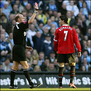 Manchester City vs Manchester United (11/2008): Ronaldo lại bị truất quyền thi đấu ở một trận derby thành Manchester và đó là thẻ đỏ kỳ lạ nhất sự nghiệp của anh. Howard Webb đã đuổi Ronaldo với hai lần rút thẻ vàng, thẻ vàng đầu tiên khi anh phạm lỗi với Shaun Wright-Phillips và thẻ thứ hai khi anh nỗ lực dùng tay ghi bàn sau quả phạt góc của Wayne Rooney.