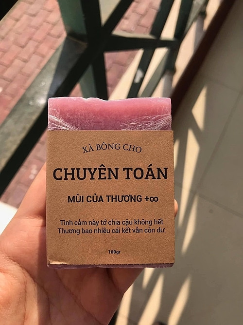 Lợi nhuận từ hoạt động này được các bạn học sinh trường Nguyễn Tất Thành sử dụng vào mục đích từ thiện cho địa phương. Hành động này đã được CĐM ủng hộ nhiệt bởi tính nhân văn mà nó đem lại.