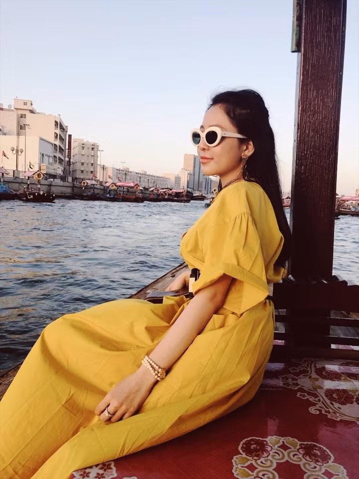 Hot girl Trâm Anh bắt đầu được chú ý sau khi tham gia chương trình hẹn hò cùng streamer Pewpew. Sau đó, cô nàng dính vào loạt lùm xùm bị tố giả tạo, lợi dụng Pewpew để nổi tiếng...