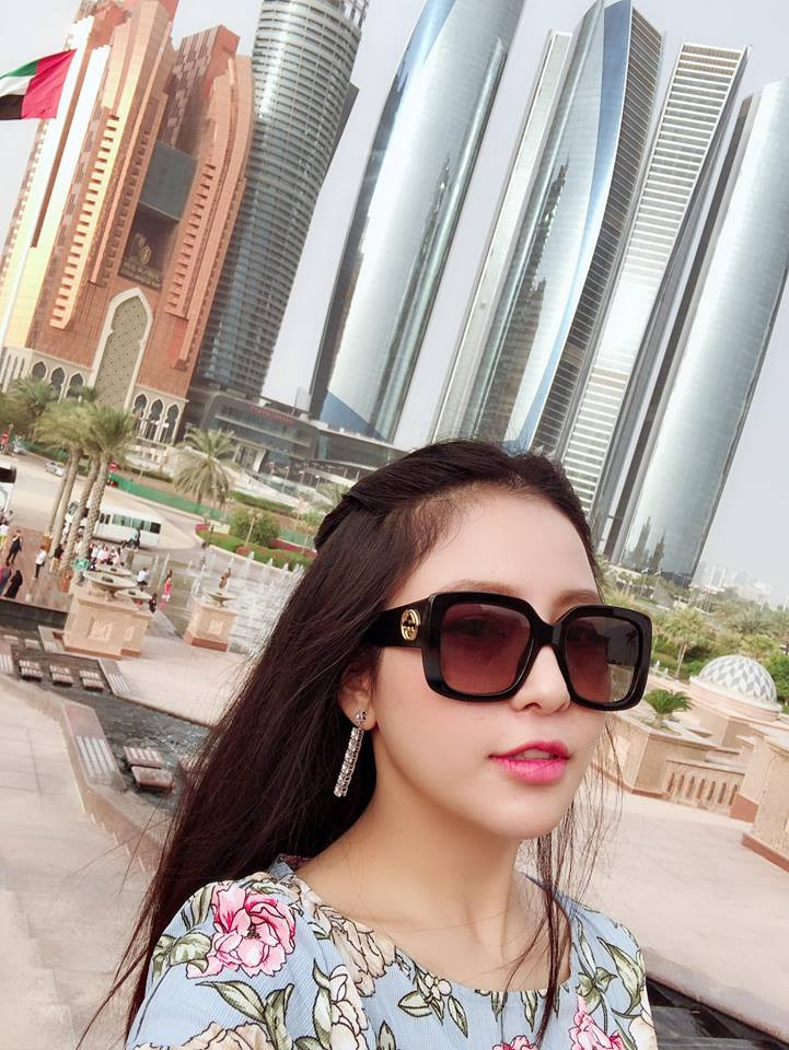 Trong khi đó, cũng có ý kiến cho rằng thực chất Trâm Anh chỉ đang cố gây sự chú ý sau khi trở lại.