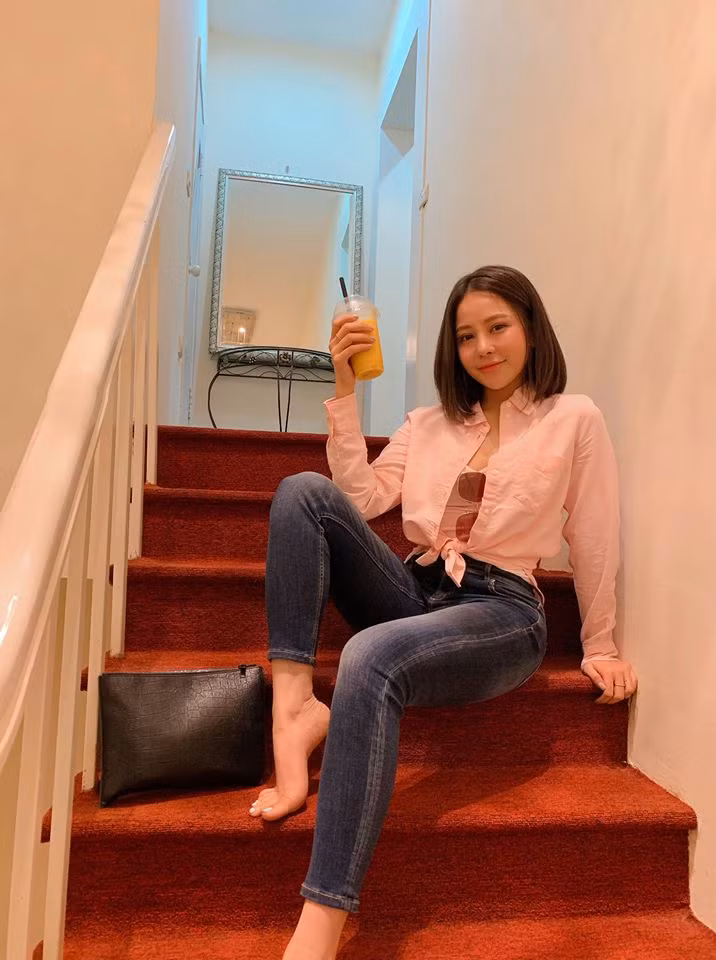 Phần đông dân mạng cho rằng hành động hiến tạng của hot girl bị nghi lộ cảnh nóng này thể hiện cô nàng đã trưởng thành và biết suy nghĩ hơn.