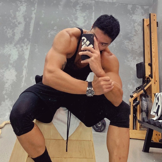 Sở hữu thân hình cơ bắp cuồn cuộn, thực tế Edison không quá say mê thể hình.