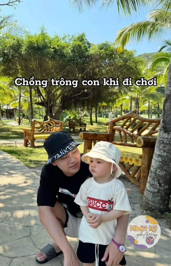 Cũng là mỗi người một việc đó nhưng...lạ lắm.